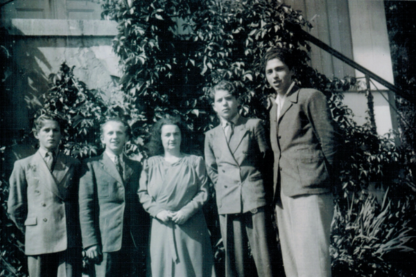 Henry (second from the left) with the director of the rehabilitation centre, Fröken Apt, and other students. Visingsö, Sweden, 1946.