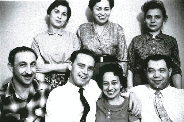 Sophie and her family. Back row (left to right): Sophie, Janet and Bronia. Front row (left to right): Norbert, Schymek, Shirley and Motek. Toronto, 1959.