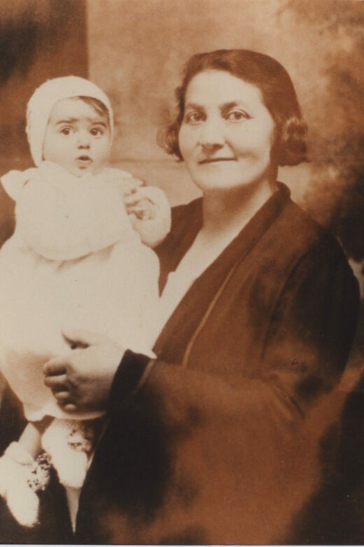 Six-month-old Felicia with her maternal grandmother, Rebecca Siegler. Dorna (Vatra Dornei), Romania, 1932.