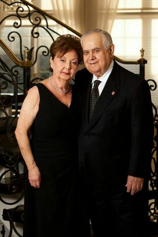Morris and his wife, Dina, at their granddaughter’s bat mitzvah.