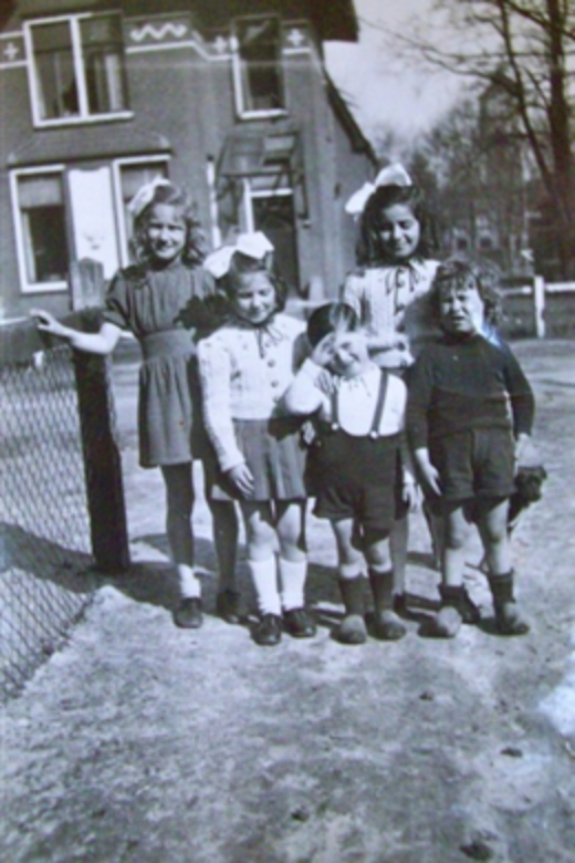 Gershon (front, centre) with other Jewish war orphans at the recuperating centre on the North Sea coast. The Netherlands, circa 1945. Courtesy of Crestwood Oral History Project.